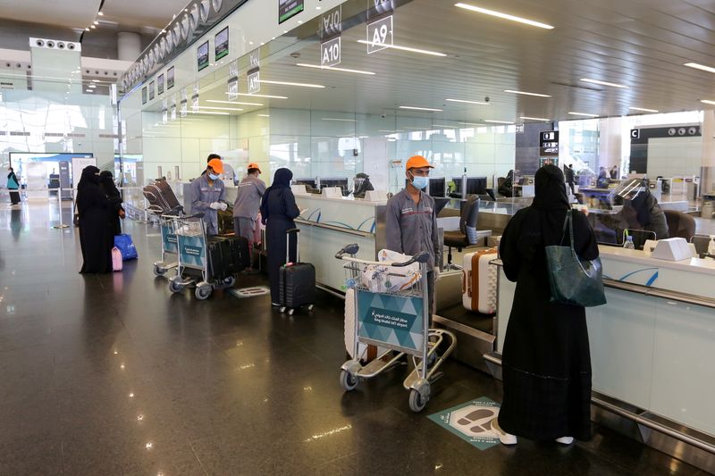 FILE PHOTO: Saudi Arabia reopens domestic flights