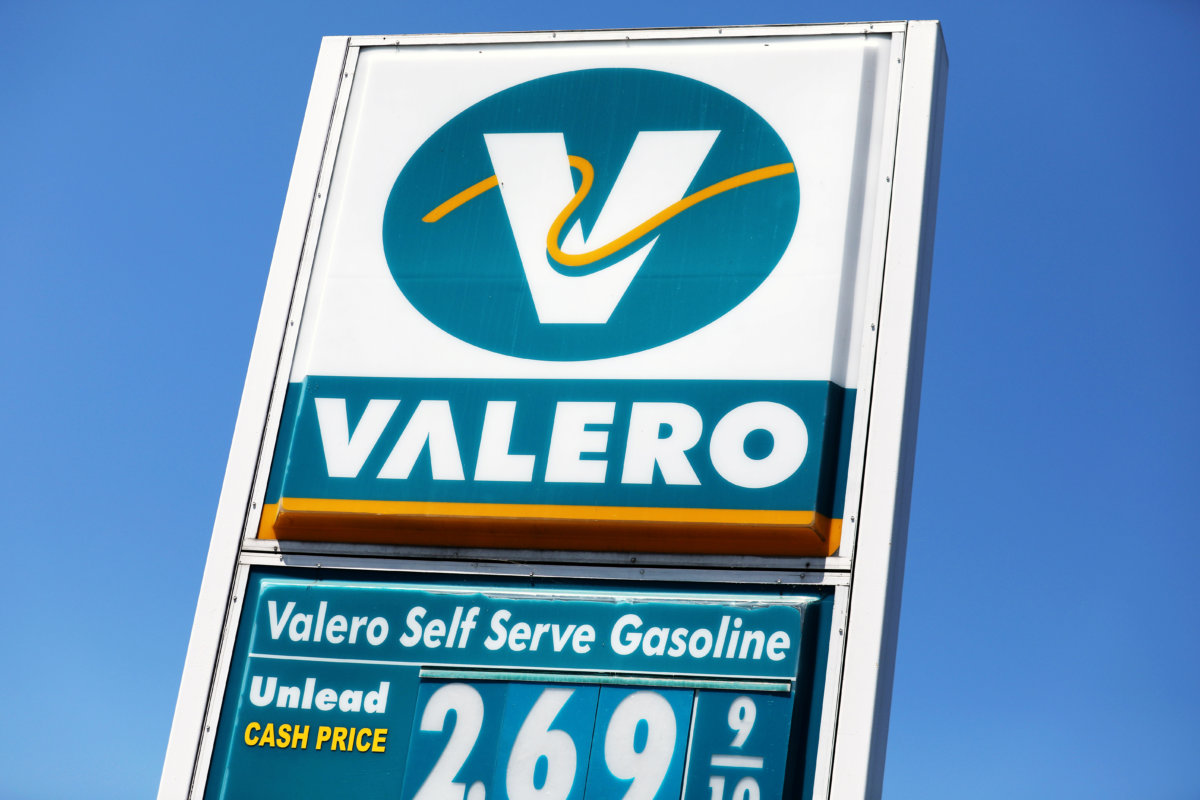 FILE PHOTO:  Valero Gas Station in California