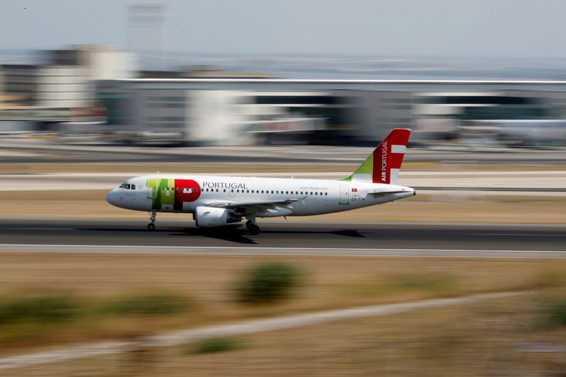 FILE PHOTO: A TAP Air Portugal Airbus A319 plane lands