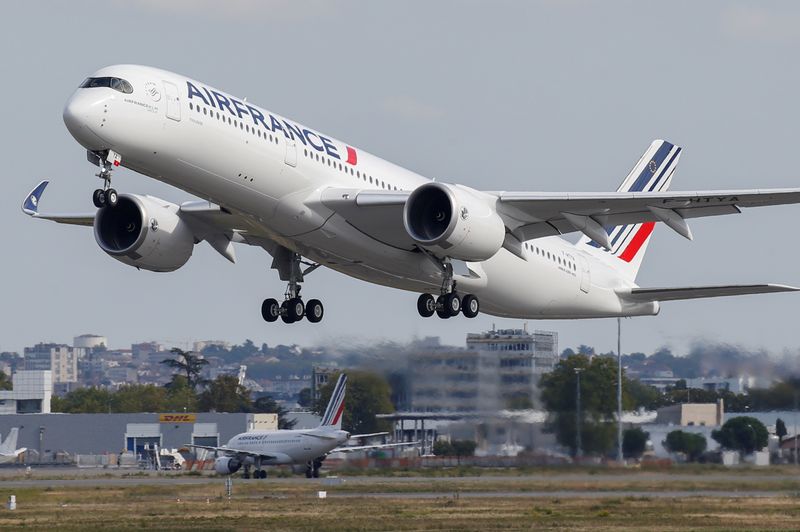 FILE PHOTO: The first Air France airliner’s Airbus A350 takes