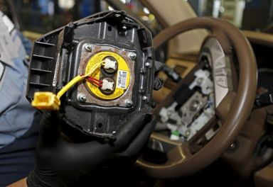 A recalled Takata airbag inflator removed it from a Honda
