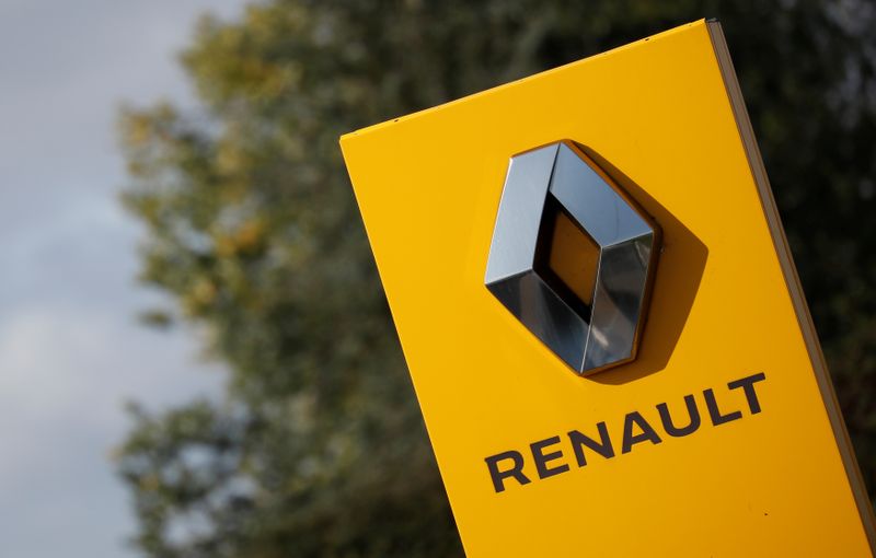 FILE PHOTO: Logo of Renault