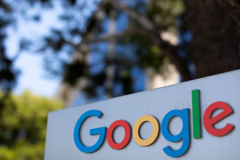 FILE PHOTO: Google extends work-from-home order to summer 2021