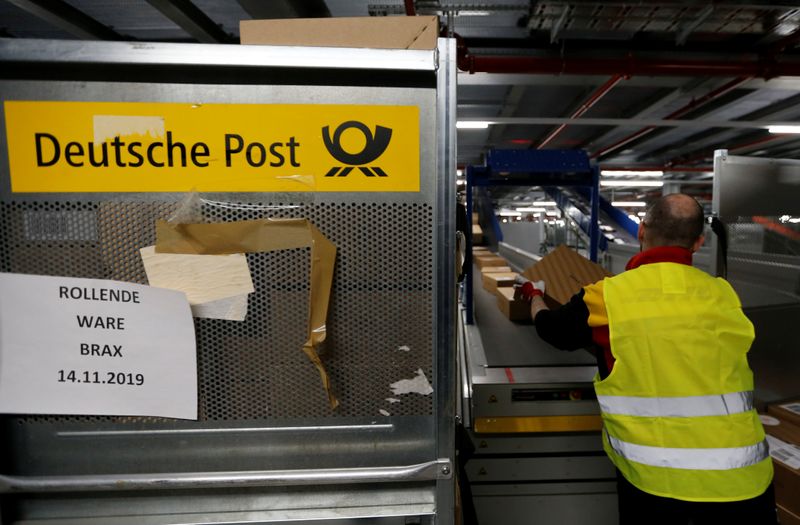 Presentation of a new DHL/Deutsche Post parcel center in Bochum