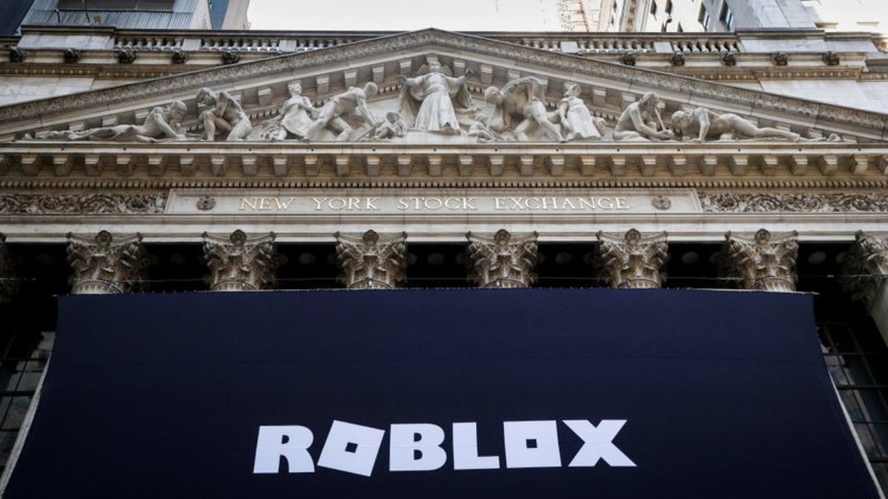 Gaming Company Roblox Surges 54 In Debut On Nyse Metro Us - roblox daily news audio