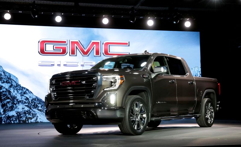 FILE PHOTO: FILE PHOTO: General Motors debuts the new 2019
