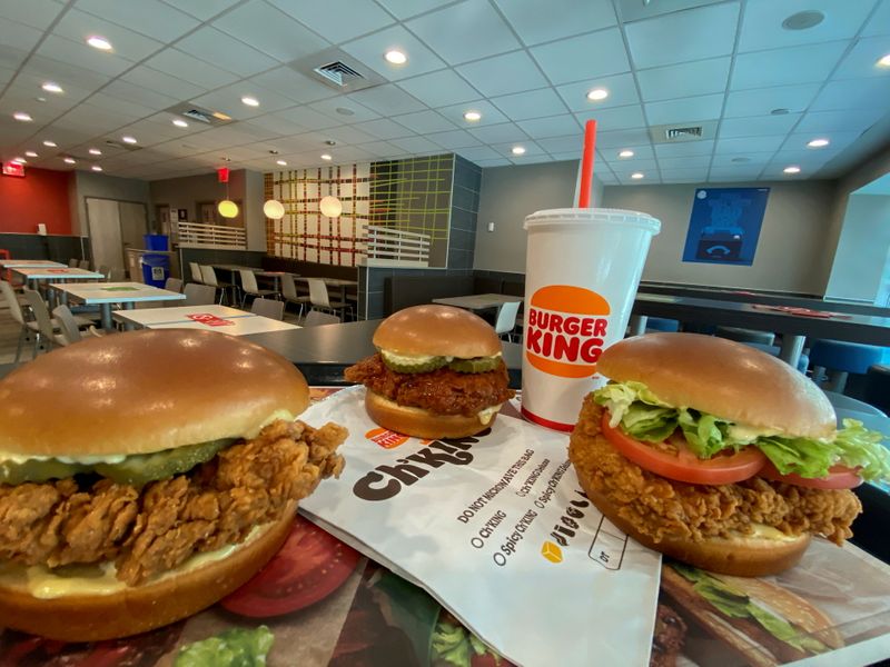 rFILE PHOTO: Burger King launches new chicken sandwich Ch’King
