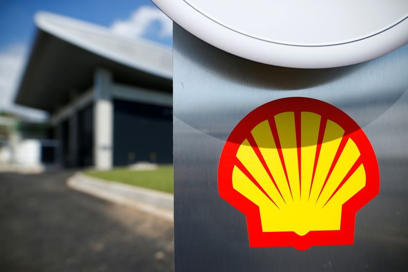 FILE PHOTO: Shell launches REFHYNE hydrogen electrolysis plant in Wesseling