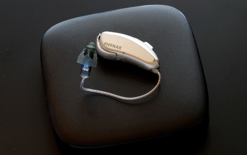 Phonak Audeo B-Direct hearing aid of Swiss manufacturer Sonova lies