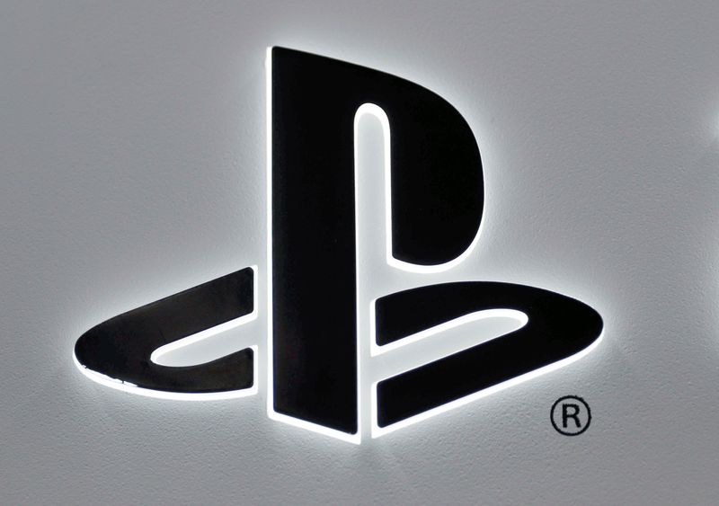The logo of Sony PlayStation is displayed at the consumer