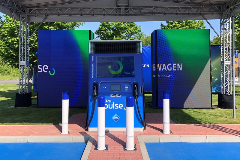BP and Volkswagen present their e-car partnership in Duesseldorf