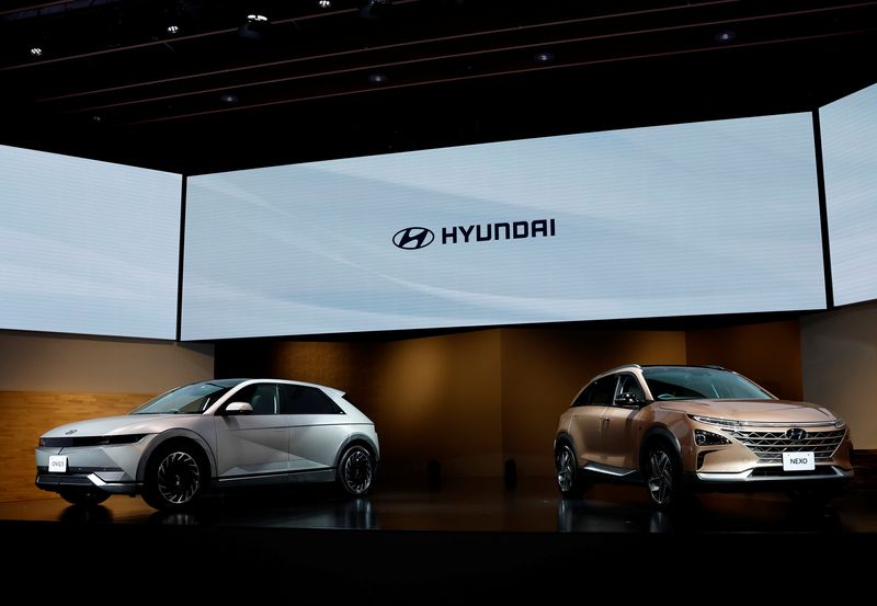 Hyundai Motor’s Nexo displays at Hyundai Mobility Japan’s news conference