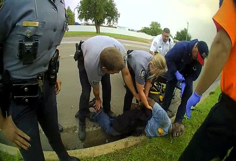 Body cam footage of police detaining Derrick Scott in Oklahoma