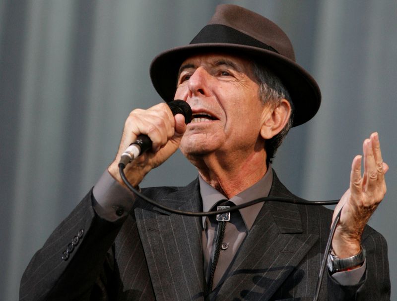 FILE PHOTO: Canadian singer-songwriter Leonard Cohen performs at the Glastonbury