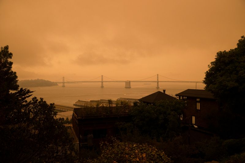 Smoke from California wildfires darkens the sky in San Francisco