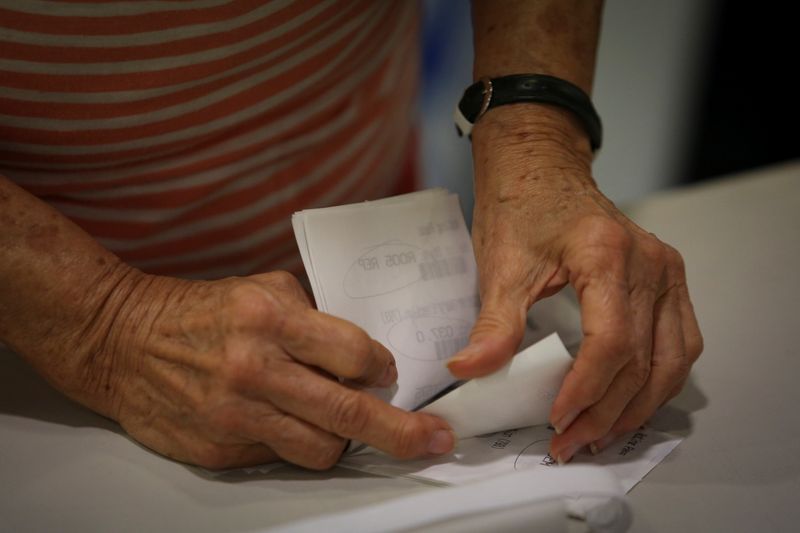 Voters cast their ballots in Florida’s primaries
