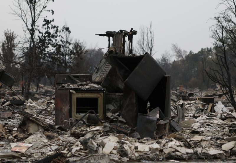 Destruction seen after wildfires in Oregon