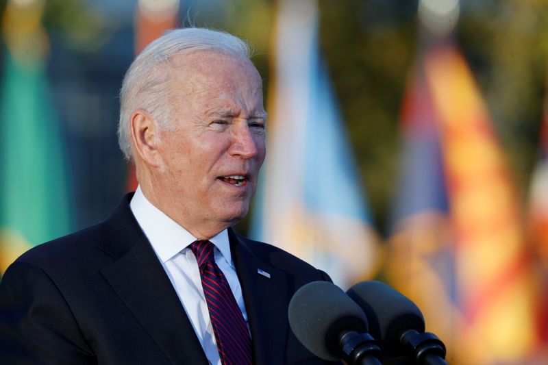 U.S. President Biden signs the “Infrastructure Investment and Jobs Act”,
