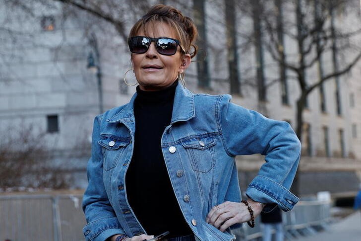 Sarah Palin in court, in New York City