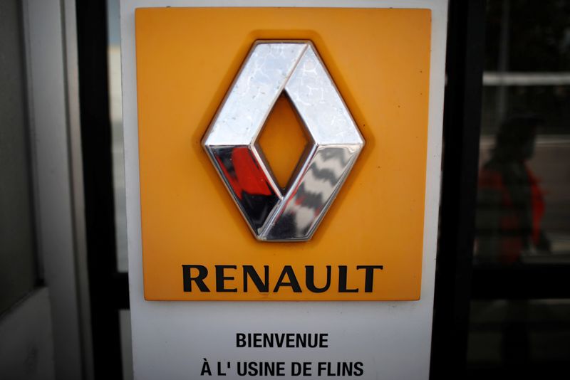 Renault ramps up production at its factory of Flins, near