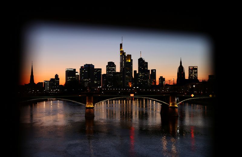Outbreak of the coronavirus disease (COVID-19) in Frankfurt