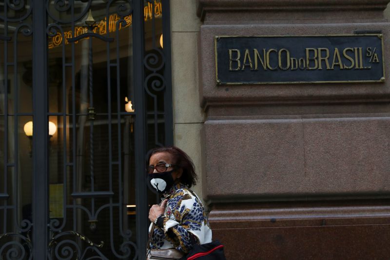 Banco do Brasil sells $545.4 million in loans to BTG ...