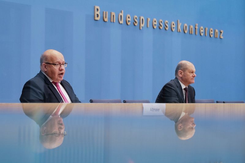 German economy, finance ministers present coronavirus aid plans