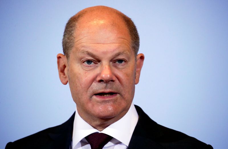 German Finance Minister Scholz and Justice Minister Lambrecht hold news