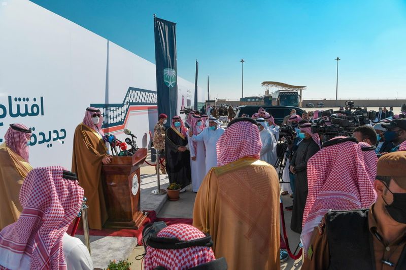 Iraq-Saudi Arabia border crossing opens for trade