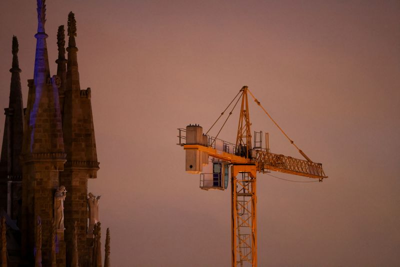 FILE PHOTO: Pandemic delays completion of Spain’s Sagrada Familia beyond