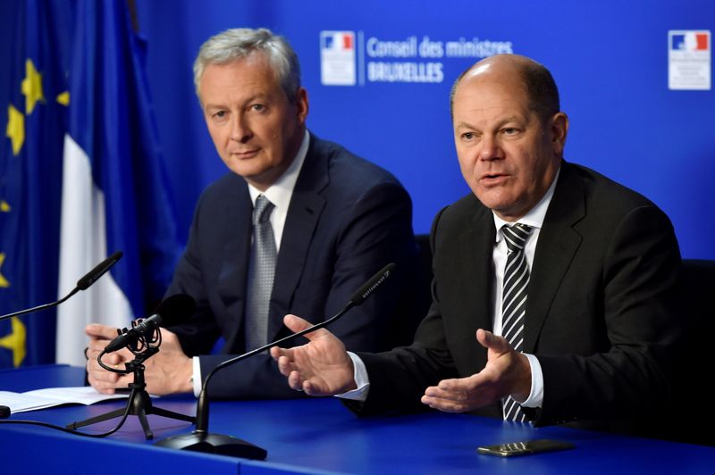 FILE PHOTO: French Economy Minister Le Maire and German Finance