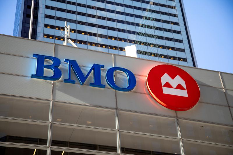 Financial institutions in the financial district of Toronto