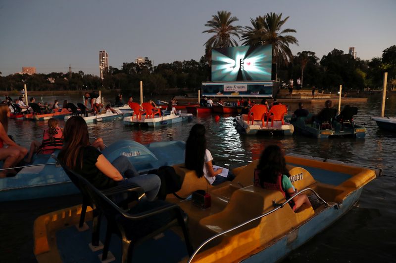 ‘Sail-in’ theatre pops up in Tel Aviv, with indoor flicks