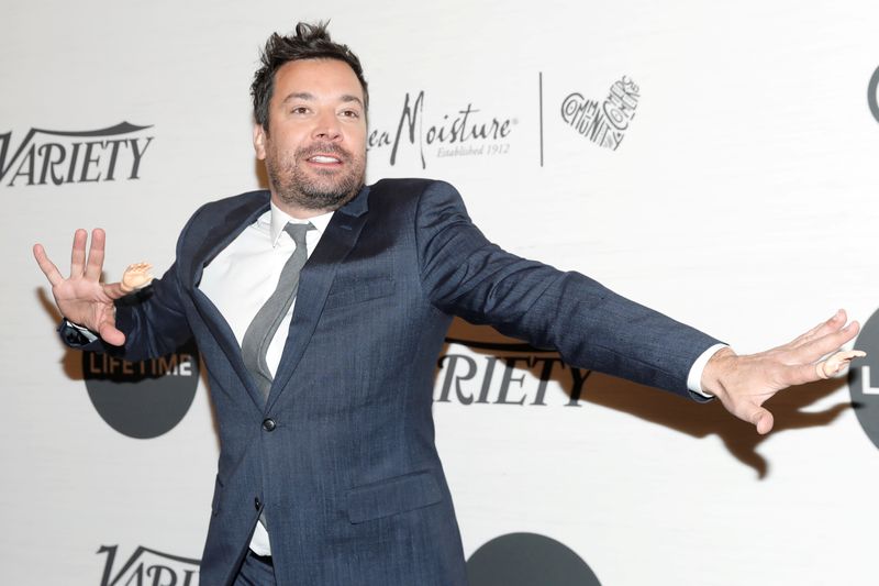 FILE PHOTO: Comedian Jimmy Fallon poses on the red carpet