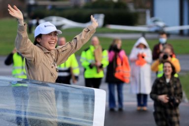 Belgian-British pilot Zara Rutherford lands in Belgium
