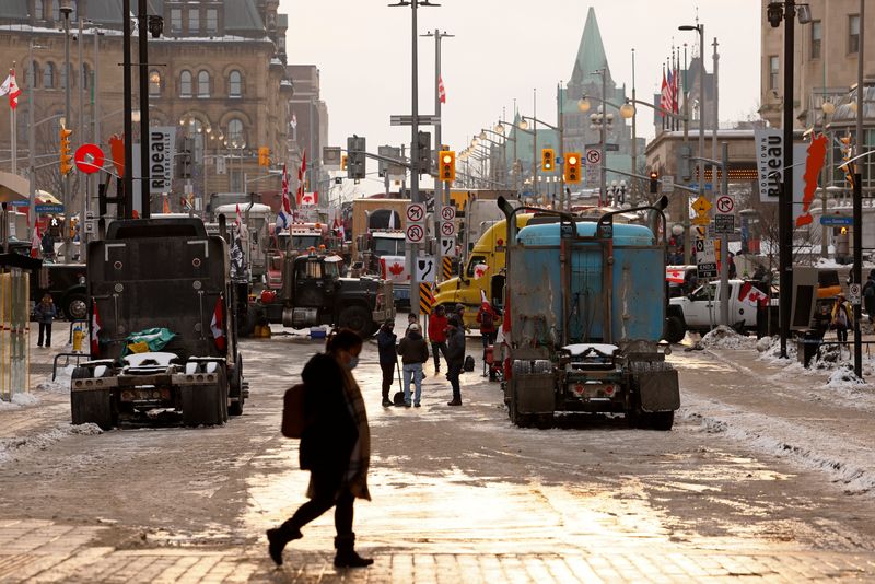 Vehicles clog downtown streets as truckers and supporters continue to