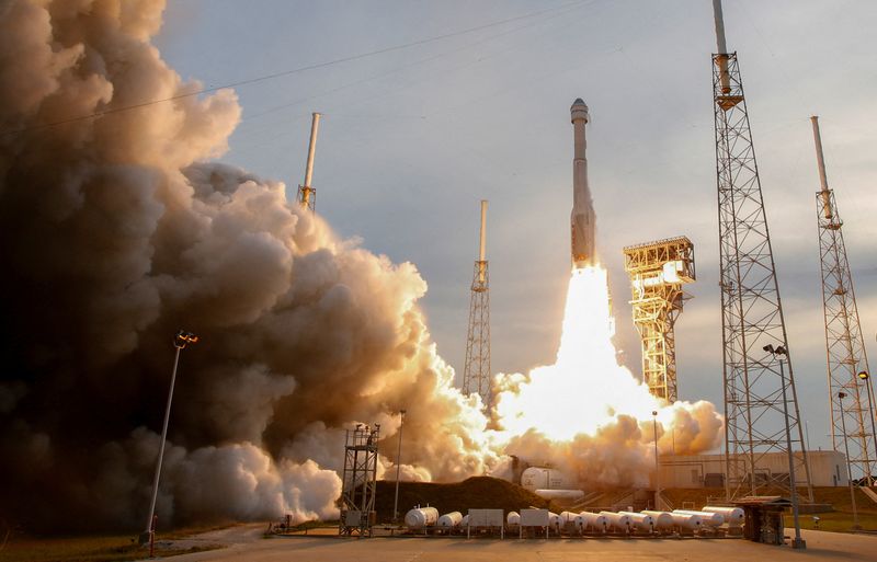 FILE PHOTO: Boeing’s CST-100 Starliner capsule launches aboard a United