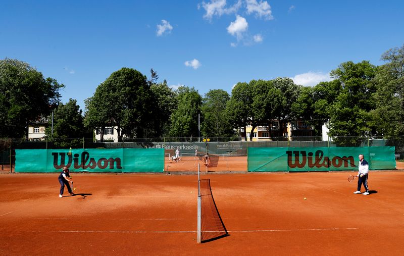 Reopening of tennis courts in Vienna