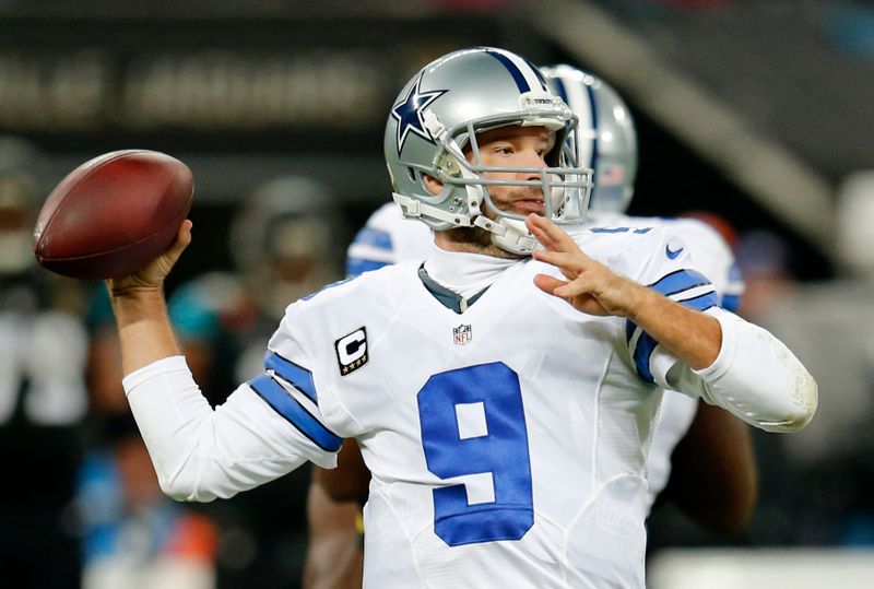 Cowboys’ Romo throws a pass against the Jaguars during their