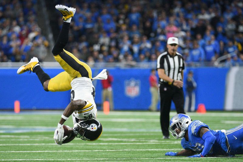 FILE PHOTO: NFL: Pittsburgh Steelers at Detroit Lions