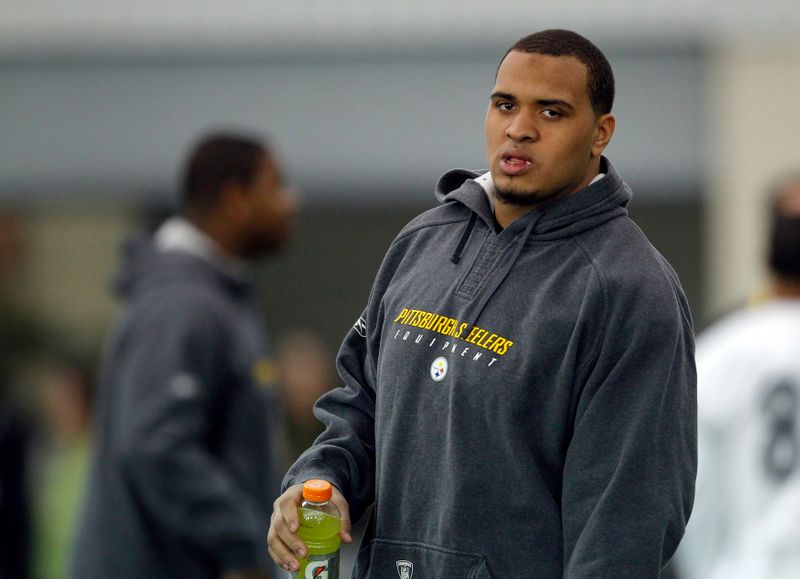 AFC champion Pittsburgh Steelers center Maurkice Pouncey walks onto the