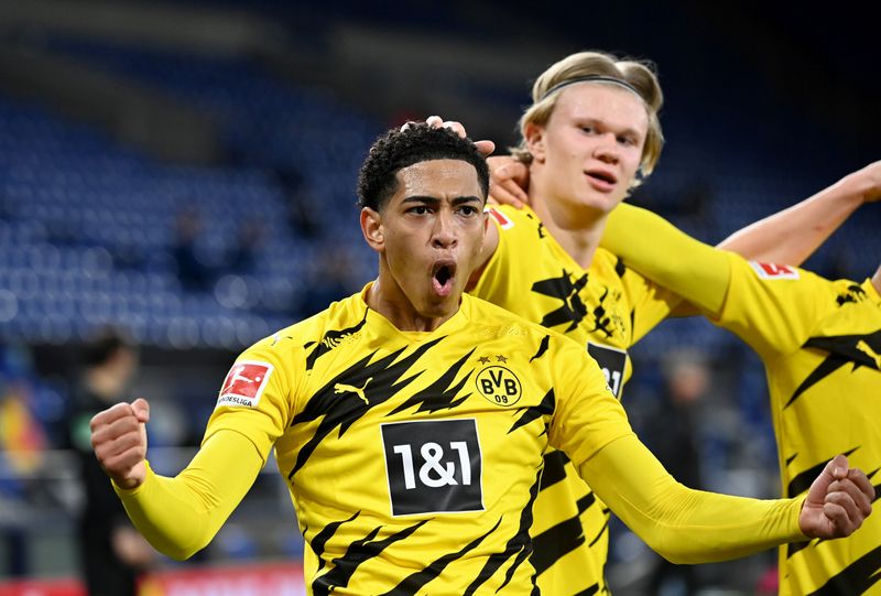 Bundesliga – Schalke 04 v Borussia Dortmund