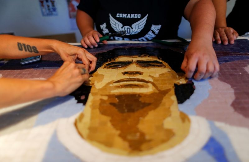 Maradona’s fans remember the idol with a colorful memorial in