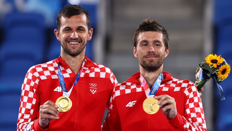 Tennis – Men’s Doubles – Medal Ceremony