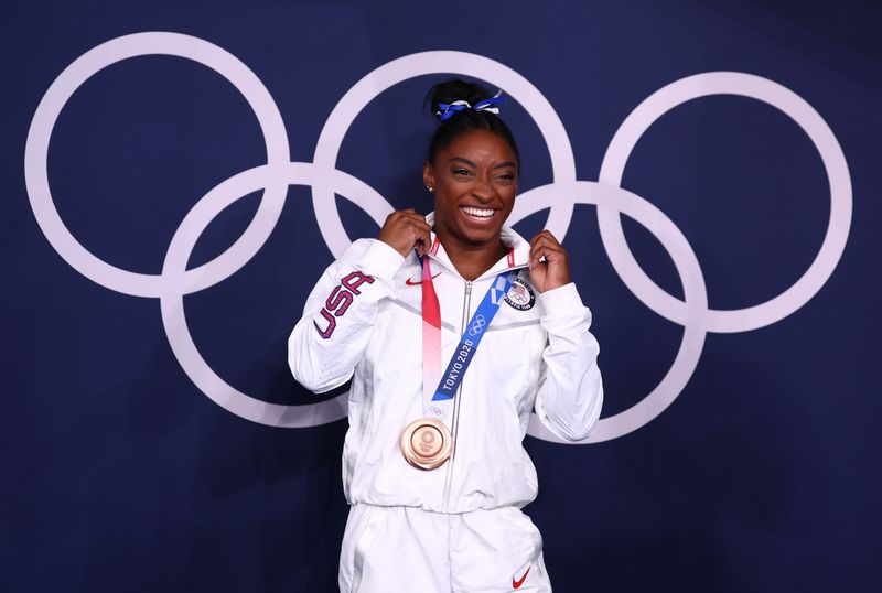 Gymnastics – Artistic – Women’s Beam – Medal Ceremony