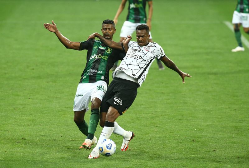 Brasileiro Championship – Corinthians v America Mineiro