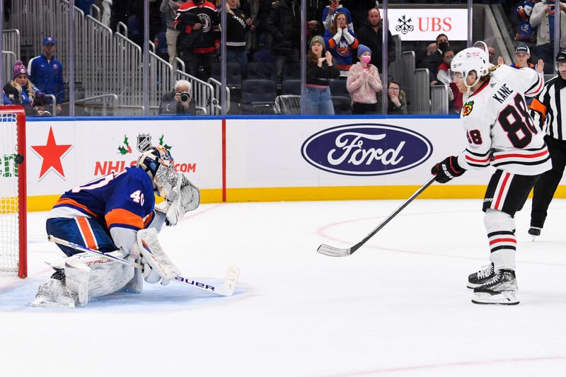 NHL: Chicago Blackhawks at New York Islanders