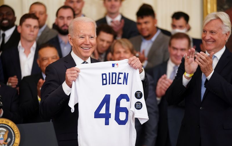 Biden honors the Los Angeles Dodgers in Washington
