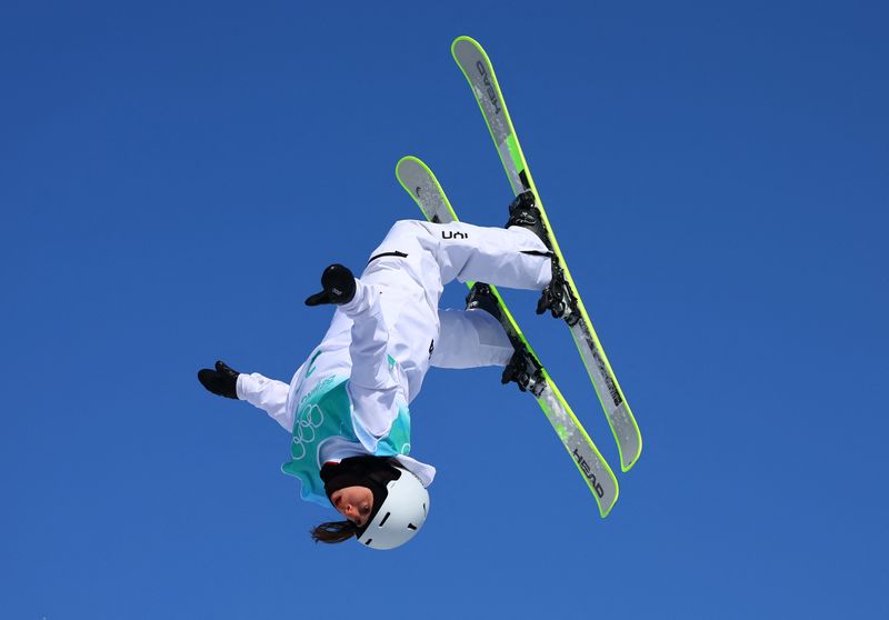 Freestyle Skiing – Official training women and men