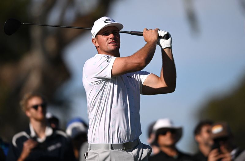 PGA: Farmers Insurance Open – First Round
